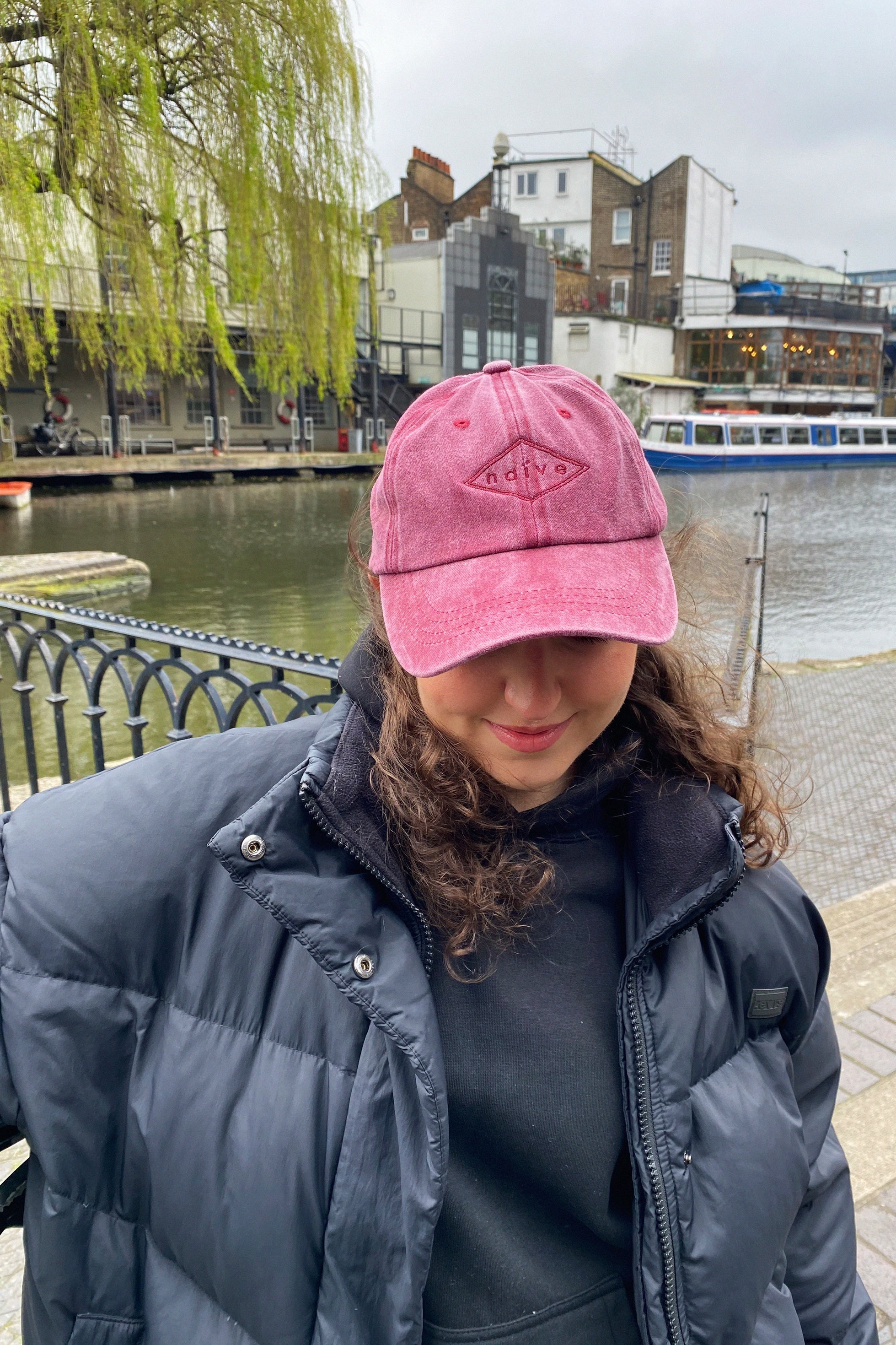 BURGUNDY WASHED CAP